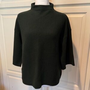 NWT Ann Taylor Women's Green Sweater